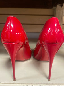 Louboutin Size 38 Red Patent Leather Pump