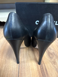 Chanel Size 37 Black Leather Pump