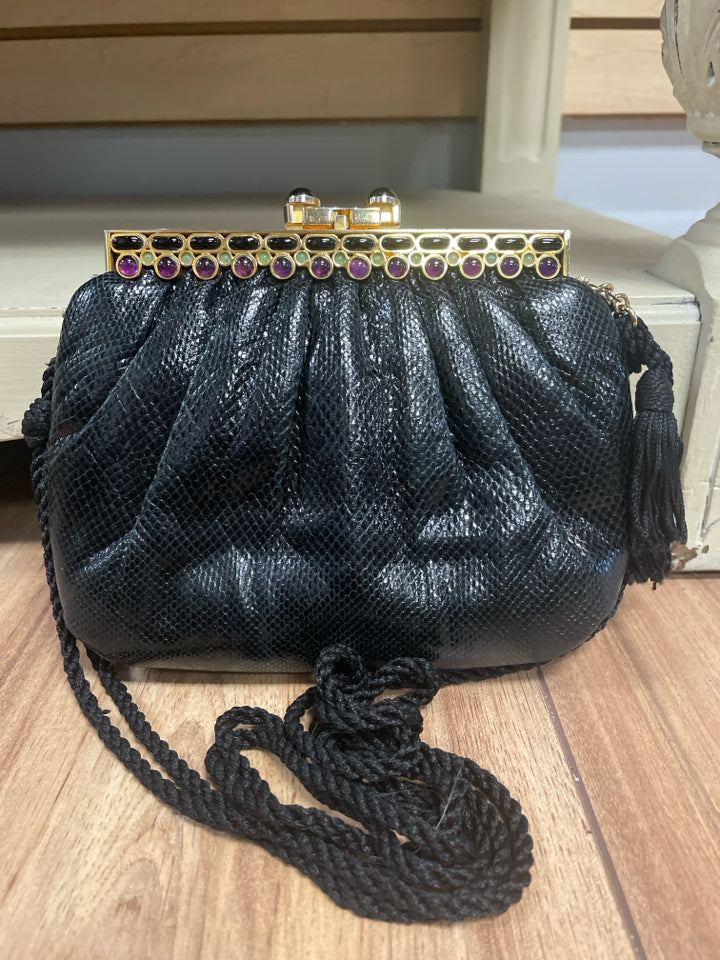 Judith Leiber Handbag – Savvy - Main Image