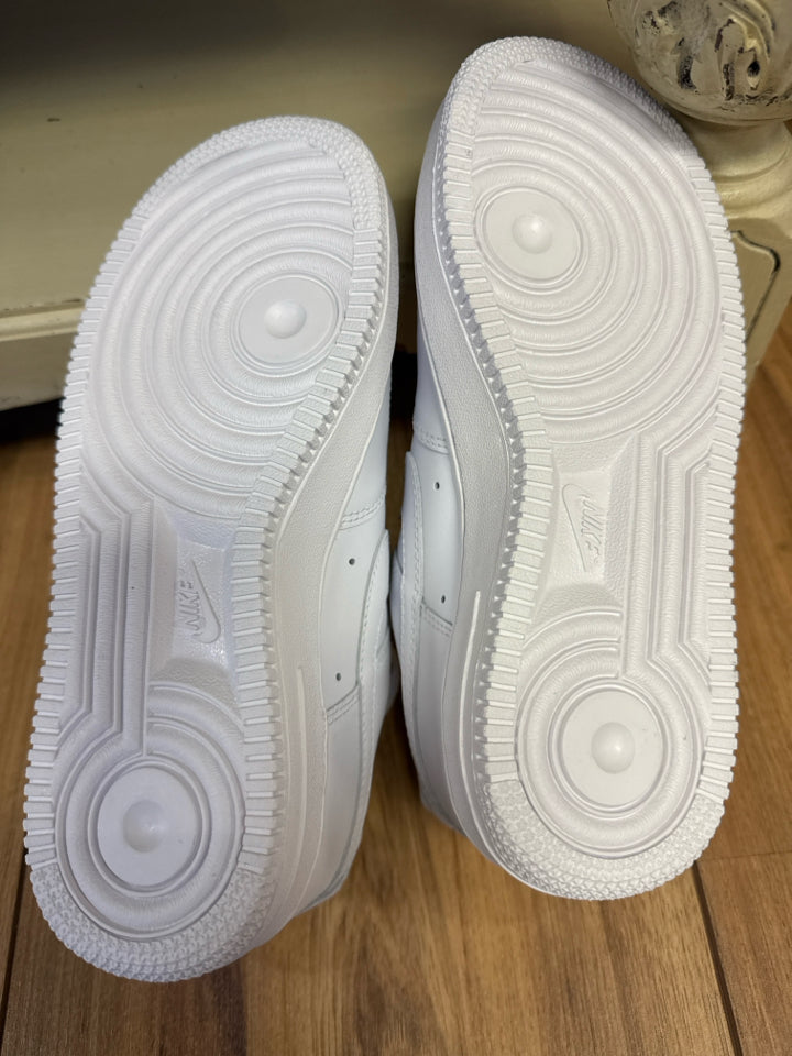 Nike Sneaker